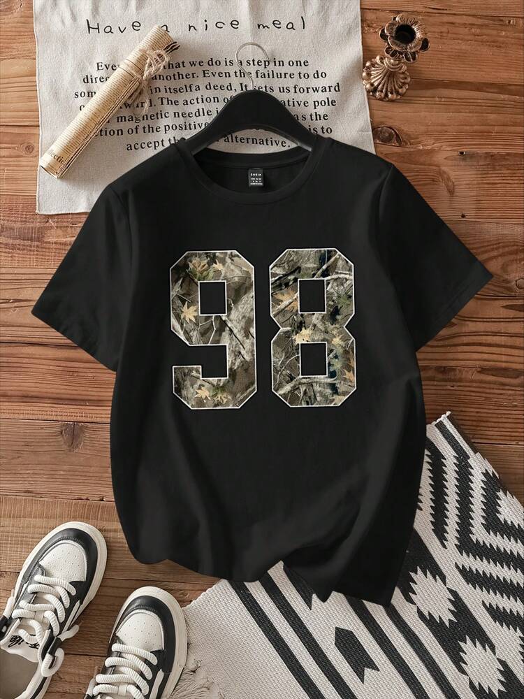 Women's Loose Fit Leaf Print T-Shirt – Casual Round Neck Short Sleeve Summer Top for Back to School and Everyday Outfits