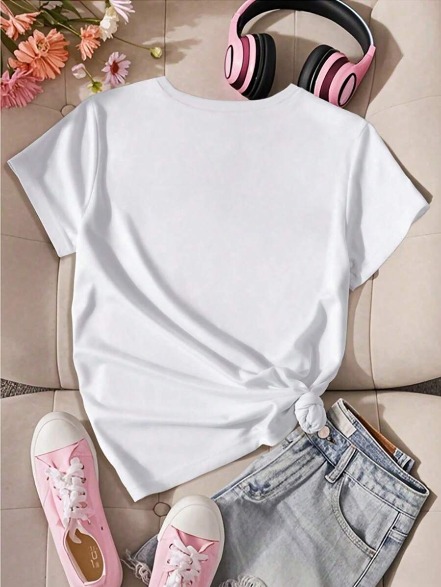 Tween Girls' Minimalist Cat Graphic Short Sleeve T-Shirt, Soft Casual Round Neck Summer Top for School, Campus, and Everyday Wear