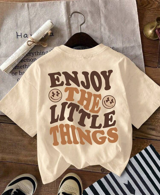 Tween Girls' Minimalist Letter Print Short Sleeve T-Shirt, Lightweight Casual Summer Top, Stylish Back Graphic Tee for School and Everyday Wear