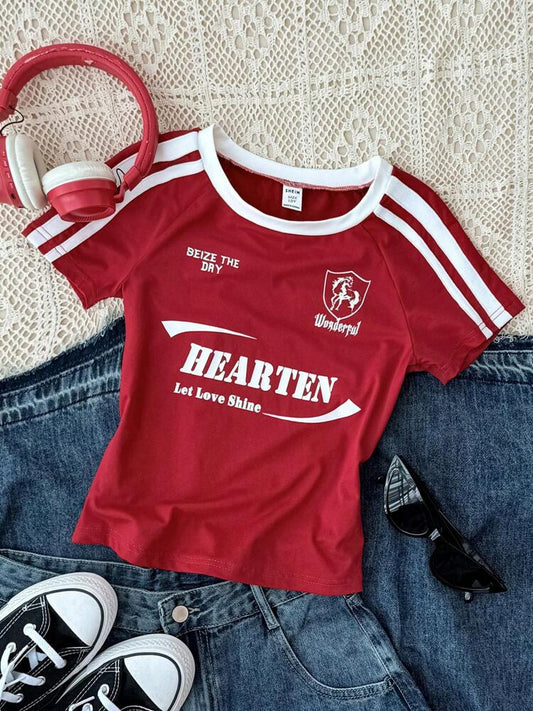 Vintage College Style Girls' Colorblock Crop Top – Casual Streetwear Ribbed Knit Tee with Ribbon & Text Graphic, Crimson Red, Youth Summer Fashion