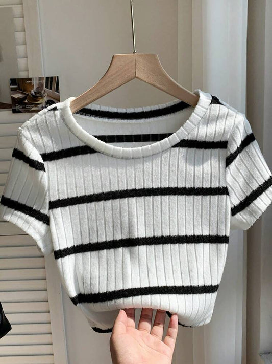 Women's Ribbed Knit Cropped T-Shirt, Casual Short Sleeve Round Neck Summer Top for Daily Wear