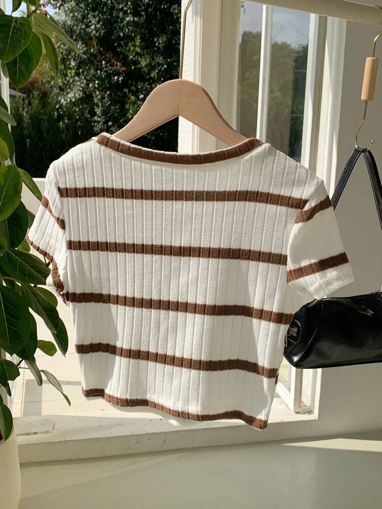 Women's Ribbed Crew Neck T-Shirt, Minimalist Casual Short Sleeve Top for Everyday Summer Outfits